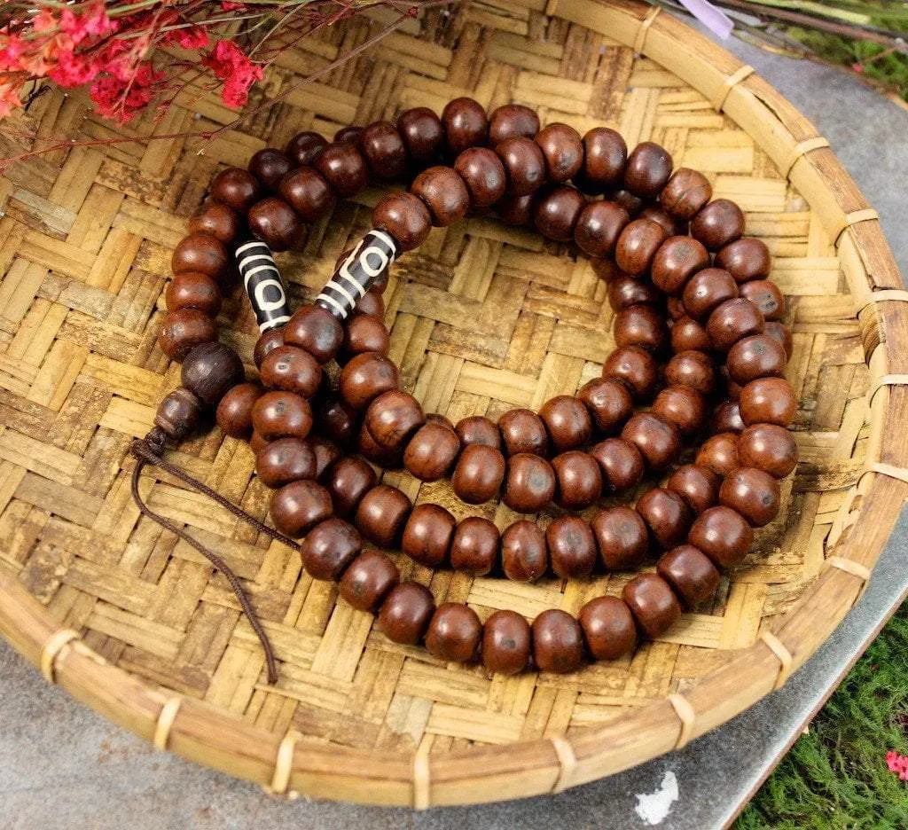 Bodhi Seed Mala with dZi Spacers