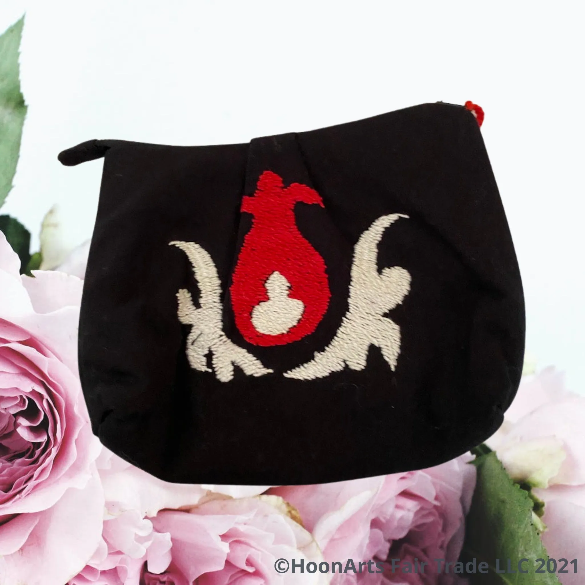 Hand Embroidered "Istaravshan" Clutch